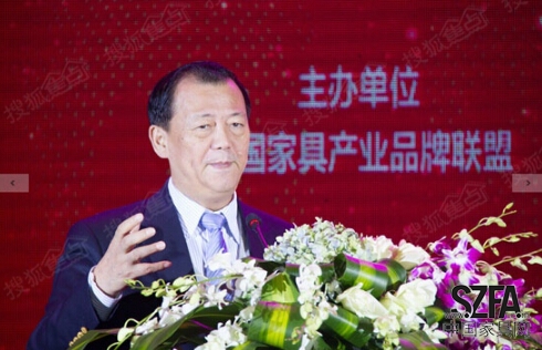 保育鈞、姚景源親切接見中國家具品牌節(jié)秘書長