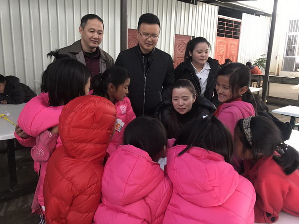  東成文宋&ldquo;暖冬&rdquo;愛心公益團(tuán)為貧困家庭帶去溫暖與關(guān)愛