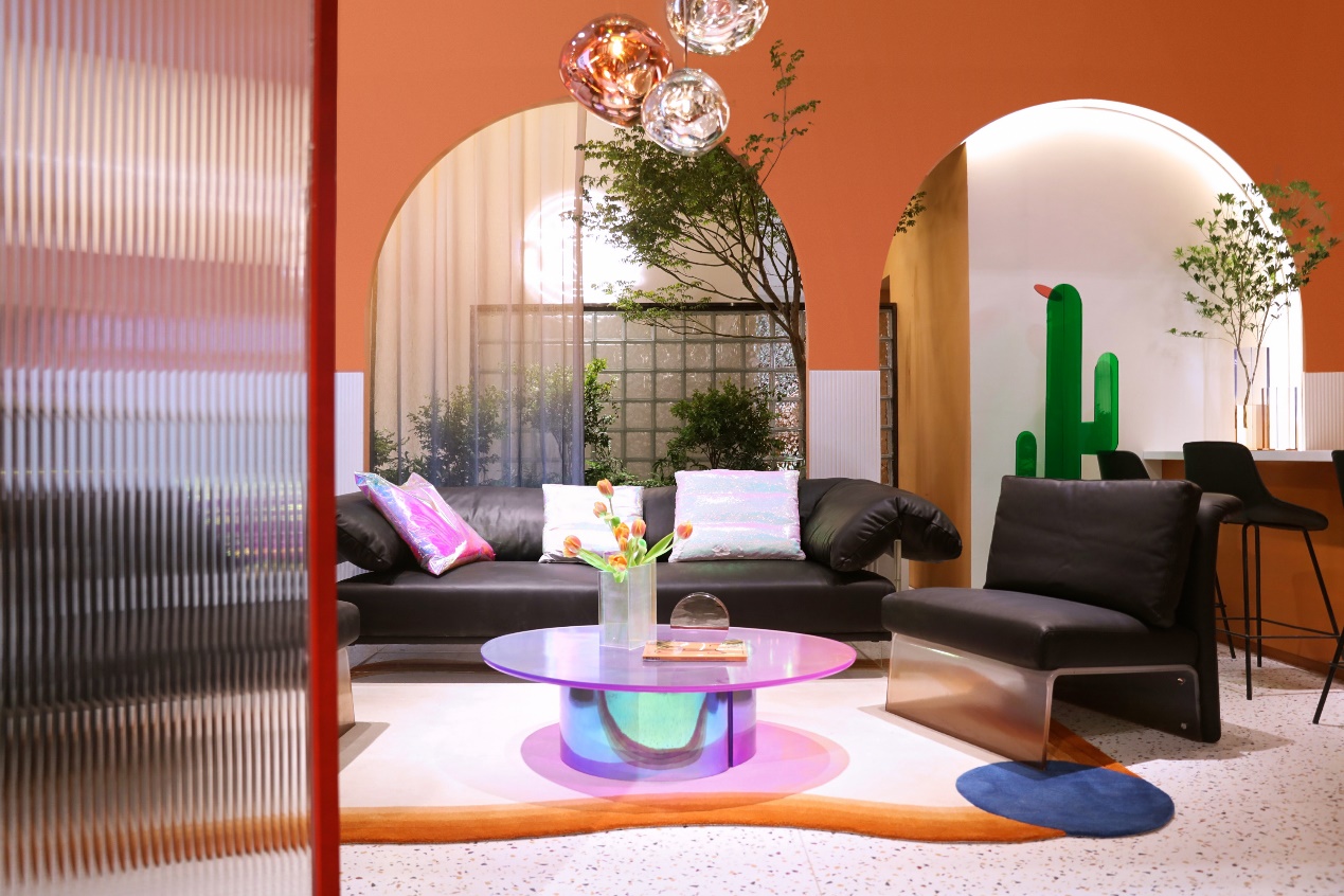 P:\06 品牌部\01 品牌戰(zhàn)略部\08-品牌公關(guān)\2021年\月度公關(guān)內(nèi)容\7月\稿件5 林氏木業(yè)首秀中國建博會，綜合新業(yè)態(tài)熱浪來襲\配圖\bba7d434466276e9898488825da43946_.jpg